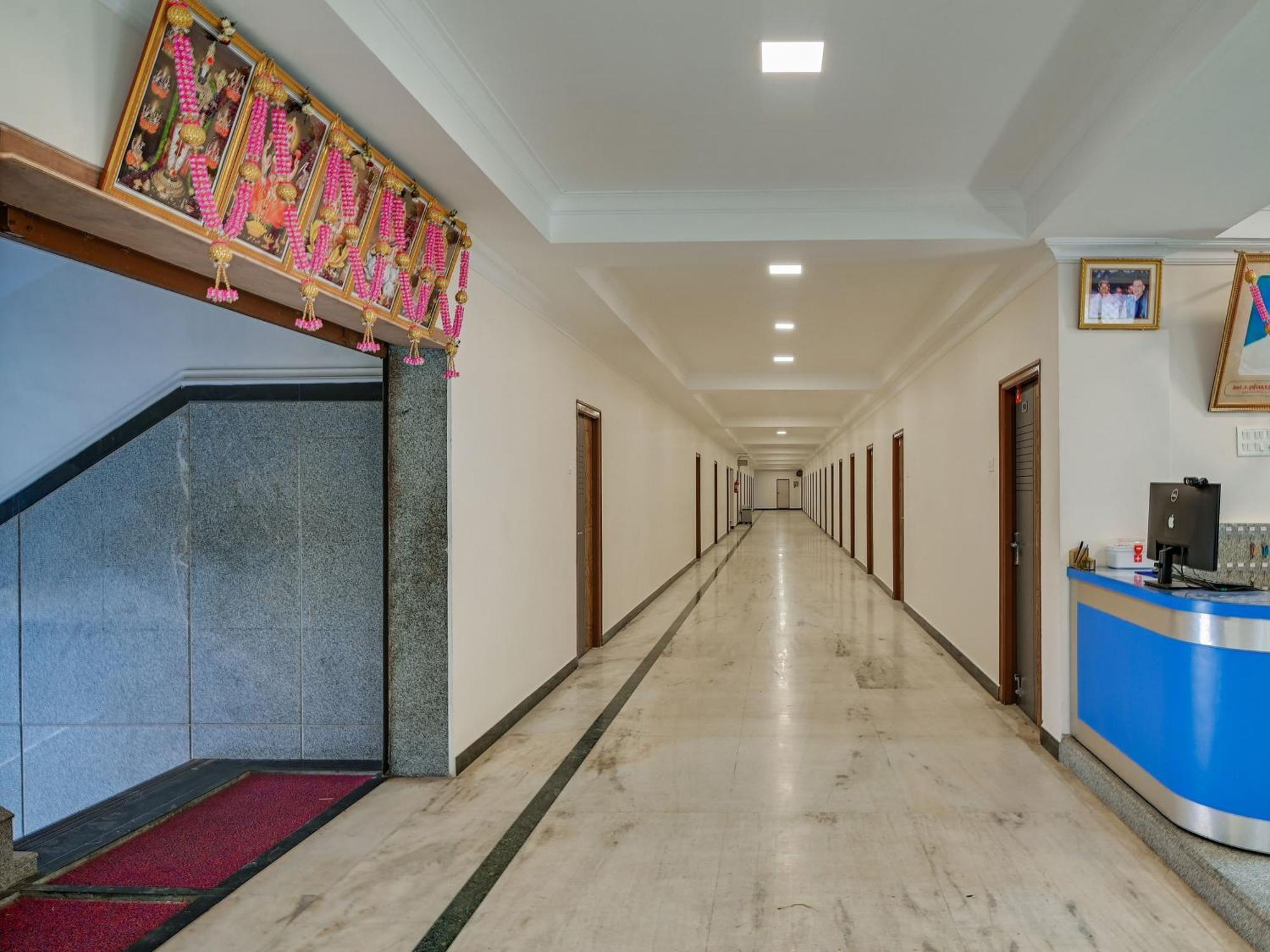 Hotel O Rj Royal Inn Vellore Kültér fotó