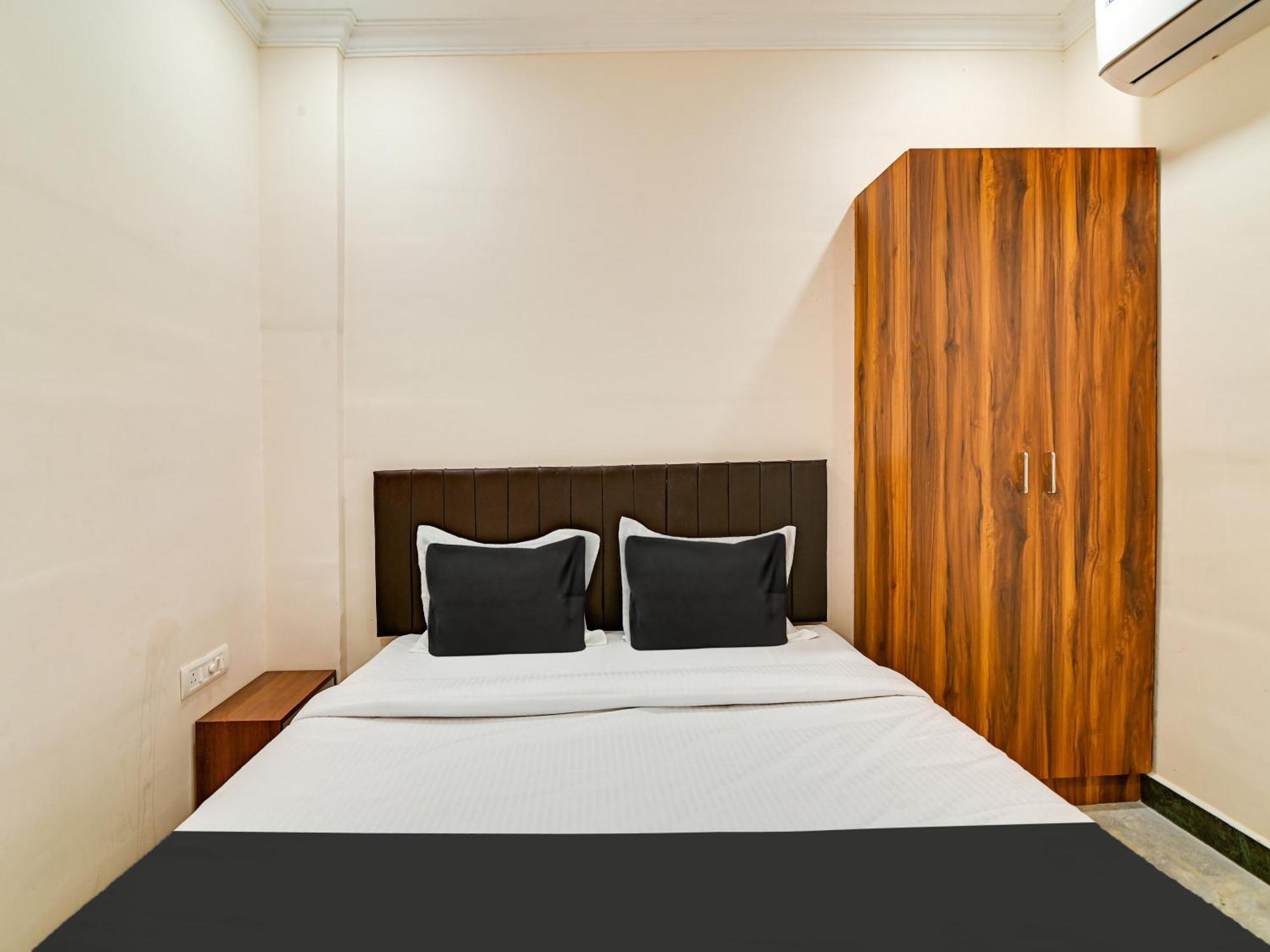 Hotel O Rj Royal Inn Vellore Kültér fotó