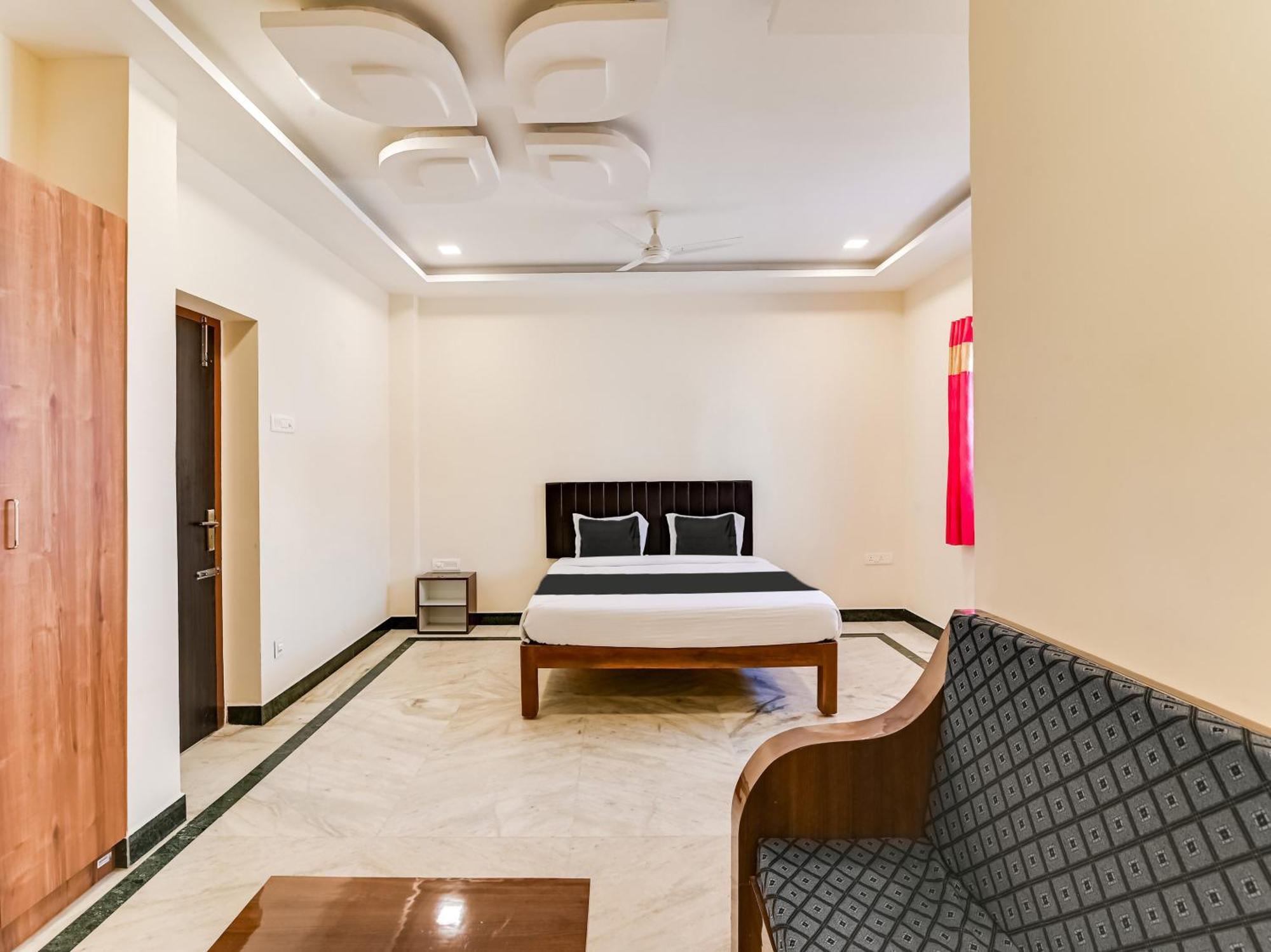 Hotel O Rj Royal Inn Vellore Kültér fotó